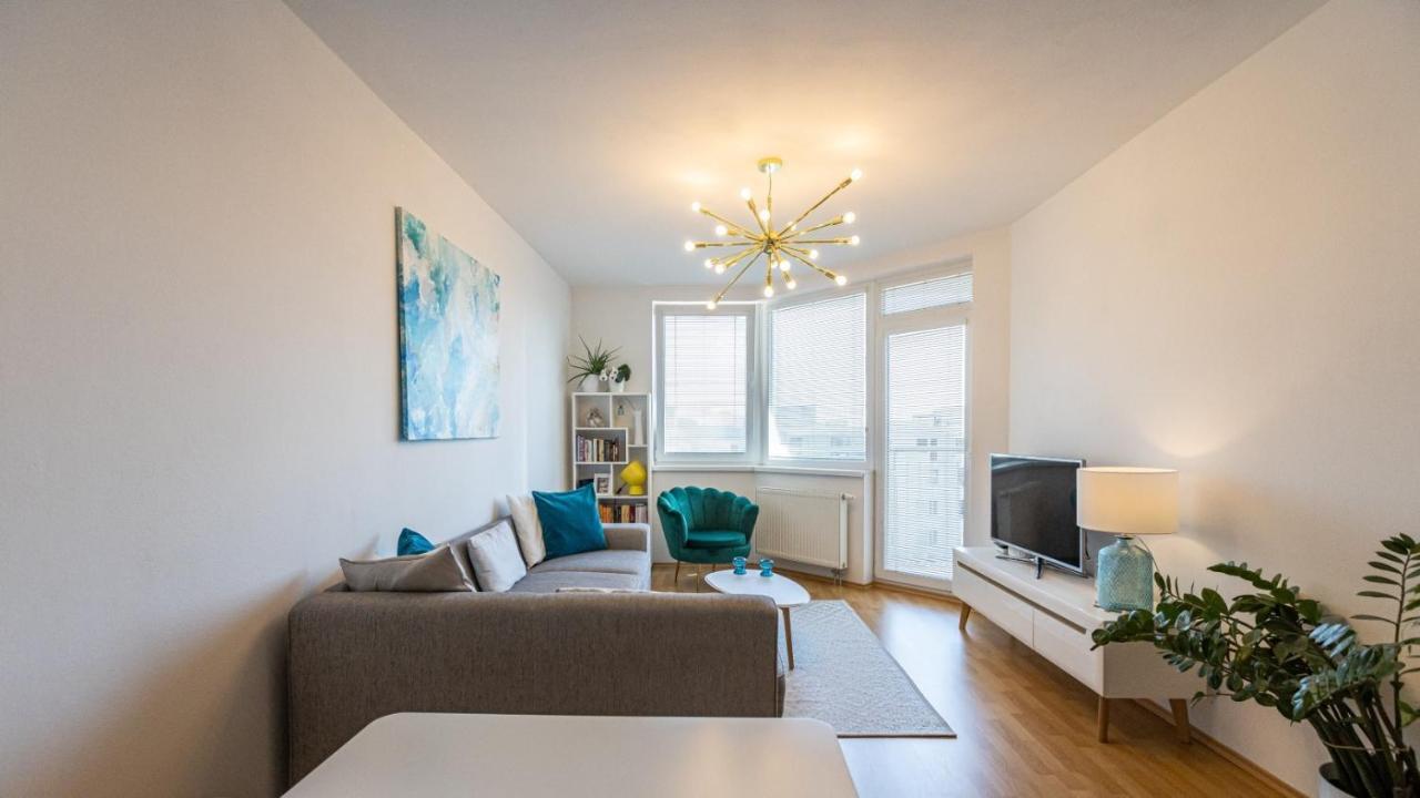 2 Room Apartment With Terrace, New Building, Jegeho Μπρατισλάβα Εξωτερικό φωτογραφία